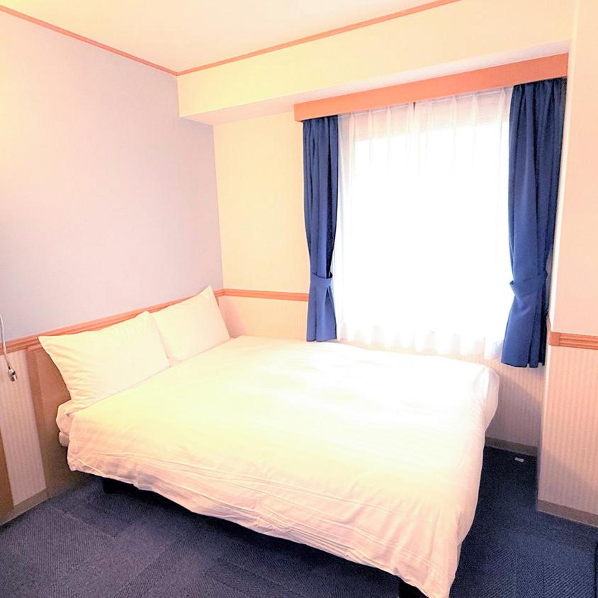Room, Double Bed