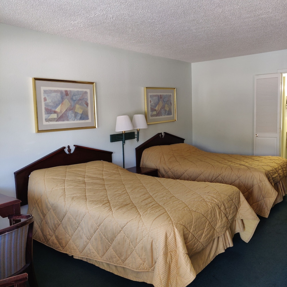 TRAVEL INN DELAWARE 14/34