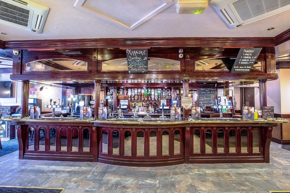 Globe Inn 23/37