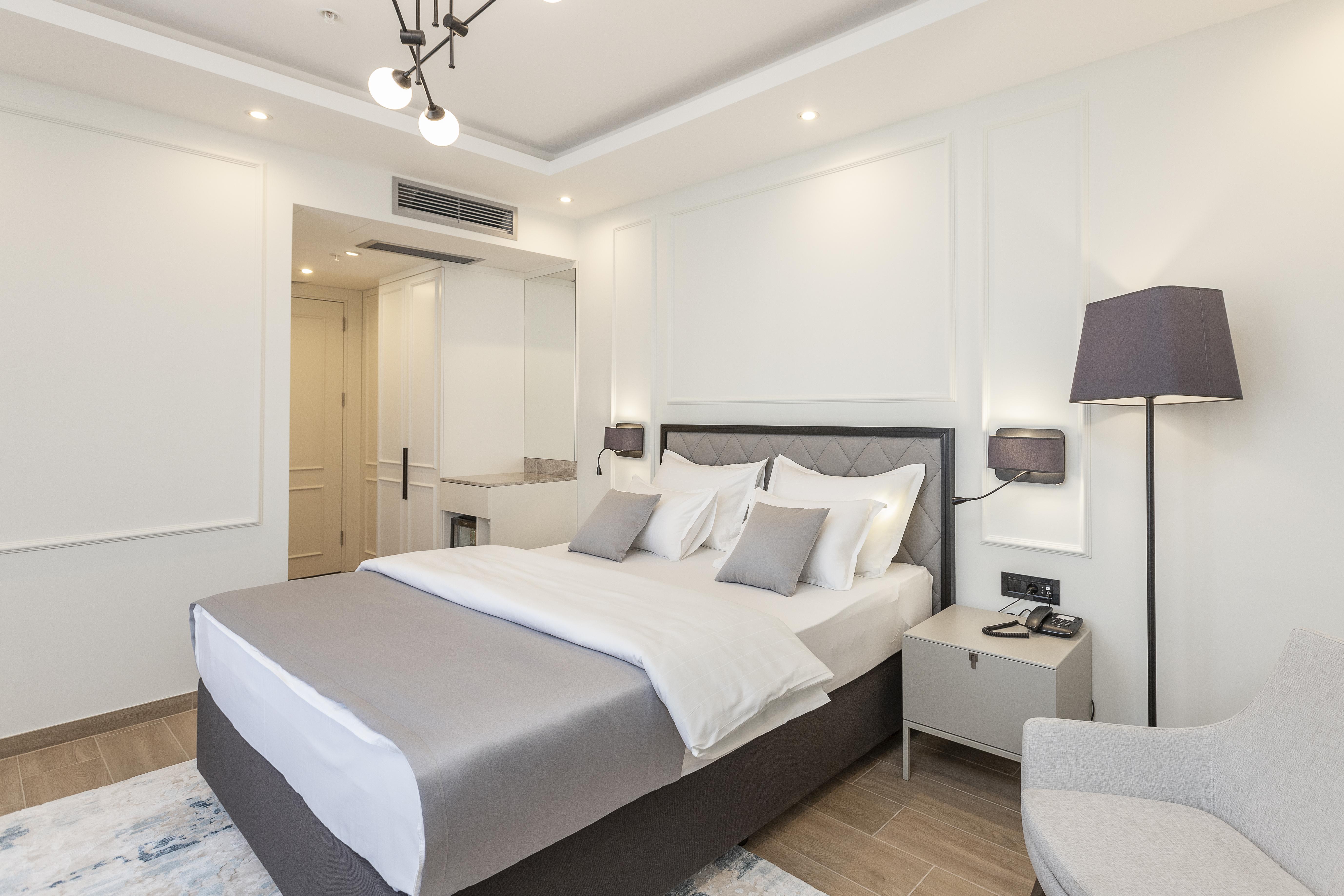 غرفة قياسية بشرفة، BOUTIQUE HOTEL MOMENTUM by Aycon 2/3
