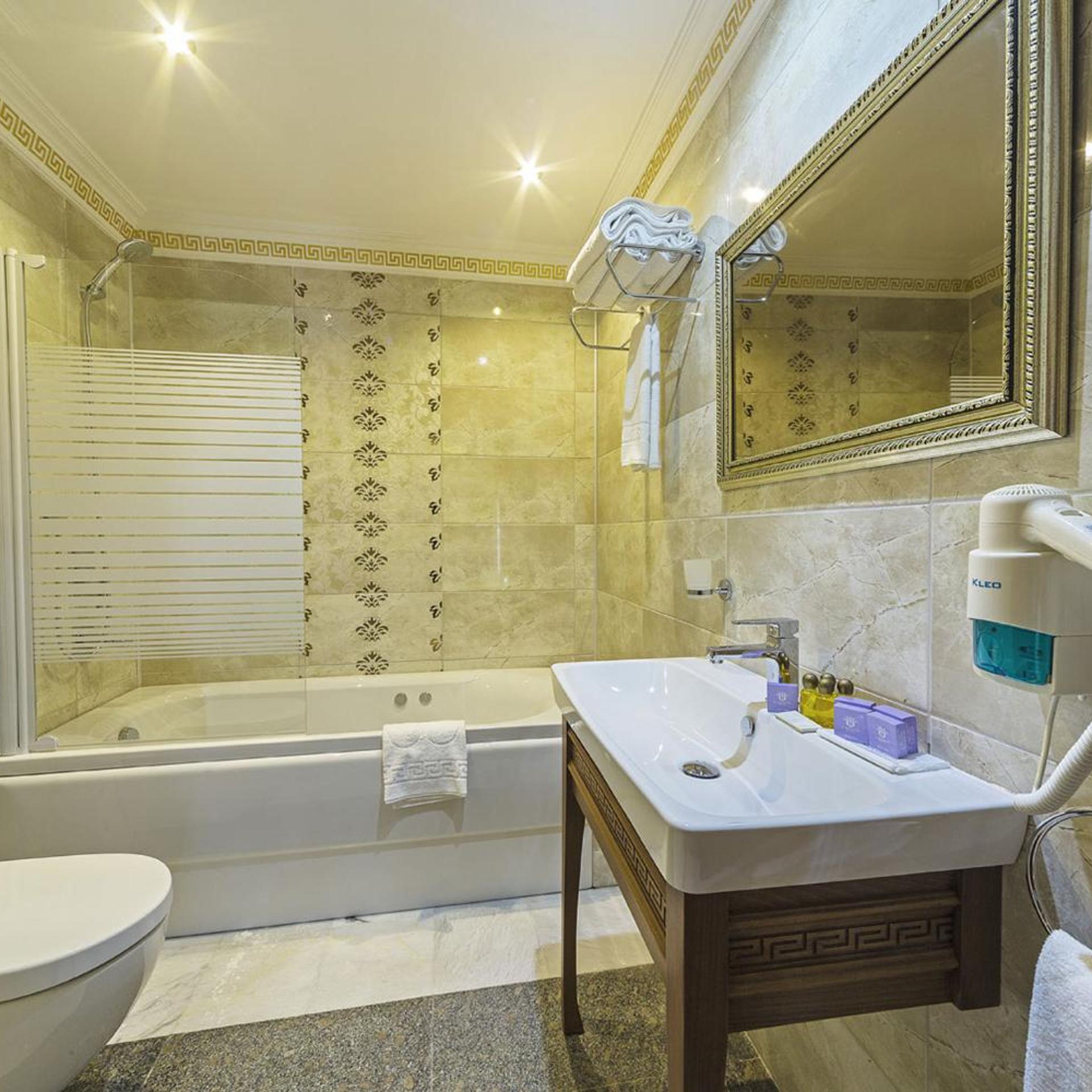 غرفة عائلية، Lausos Palace Hotel Istanbul 9/10