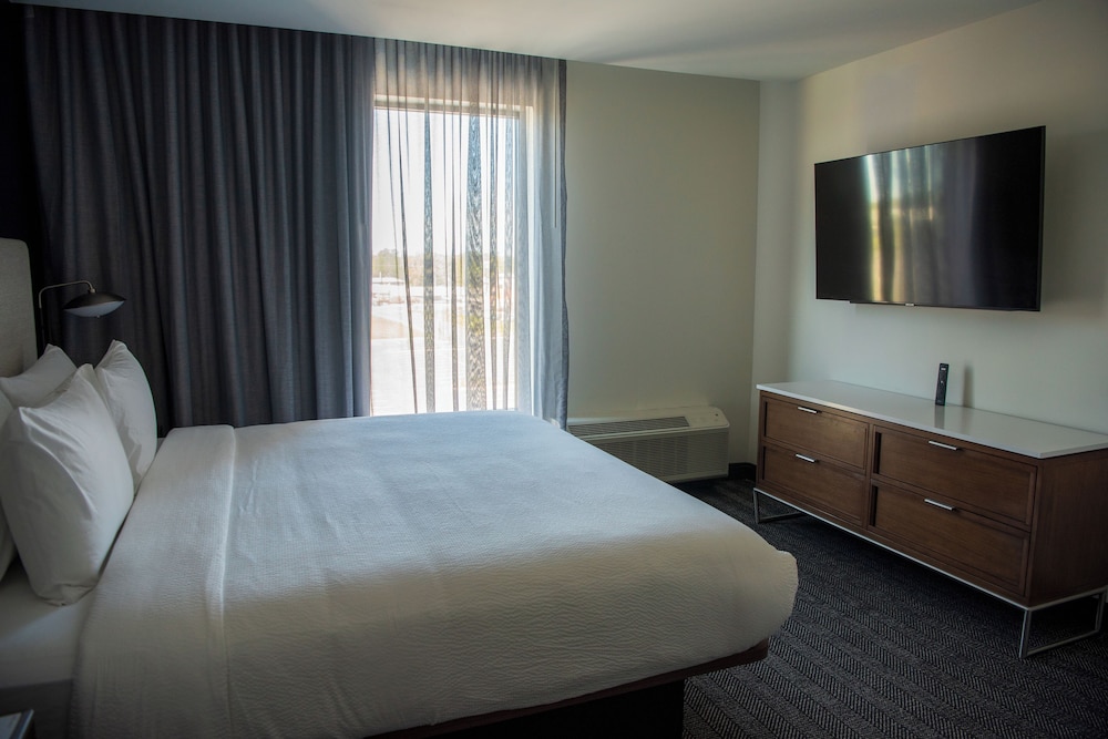 Courtyard by Marriott Lake City 12/50