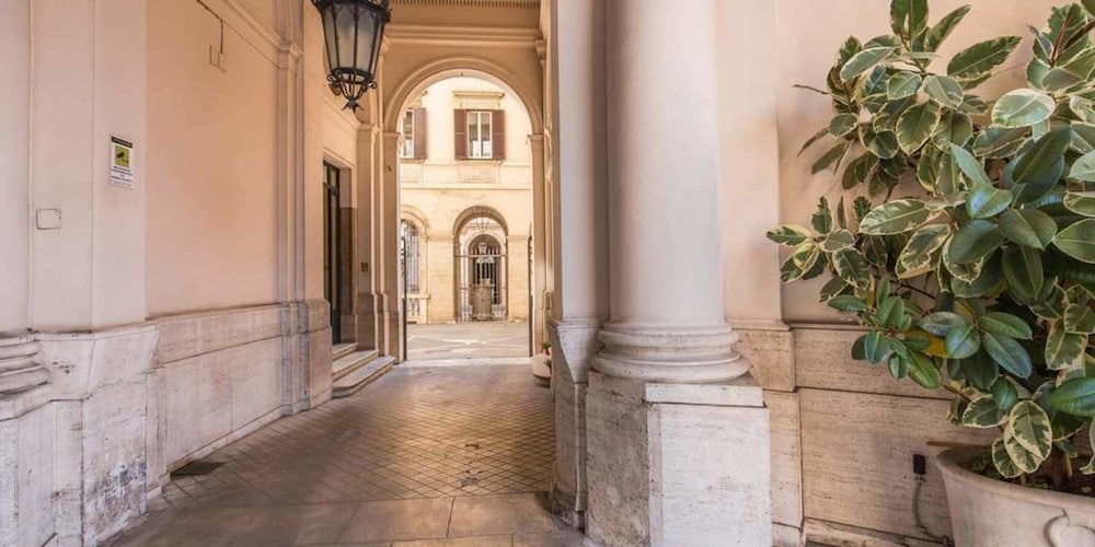 Corso Vittorio Studio 5/23