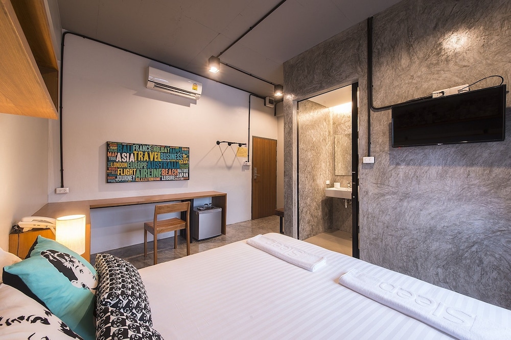 Sleep Resort 11/38