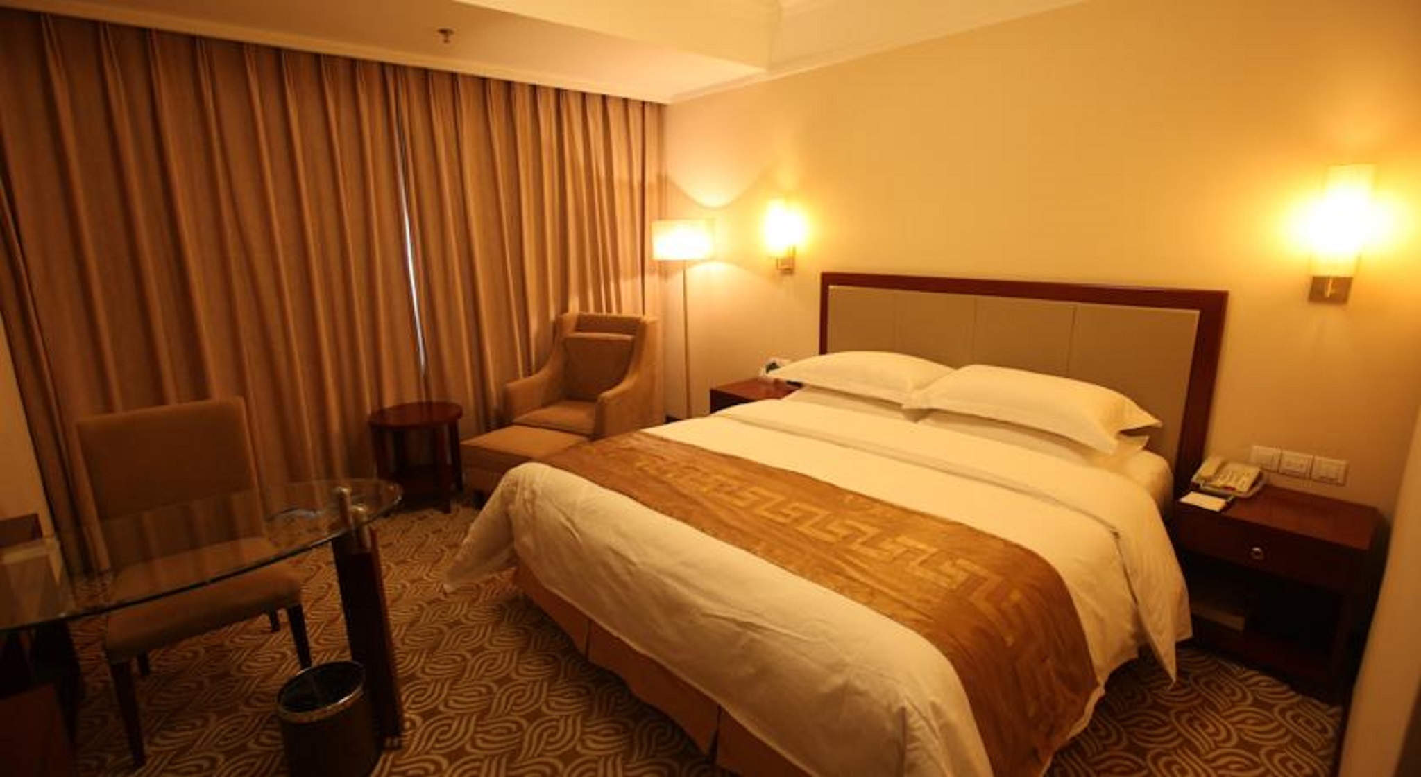 Standard, Double Bed