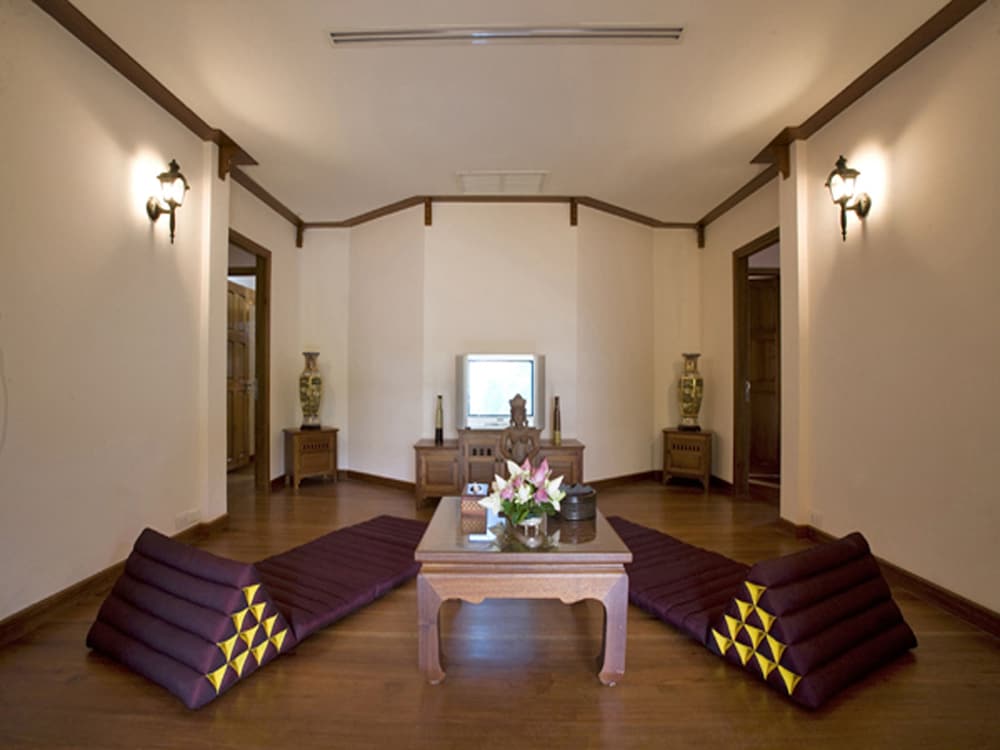 Royal Angkor Resort & Spa 43/62
