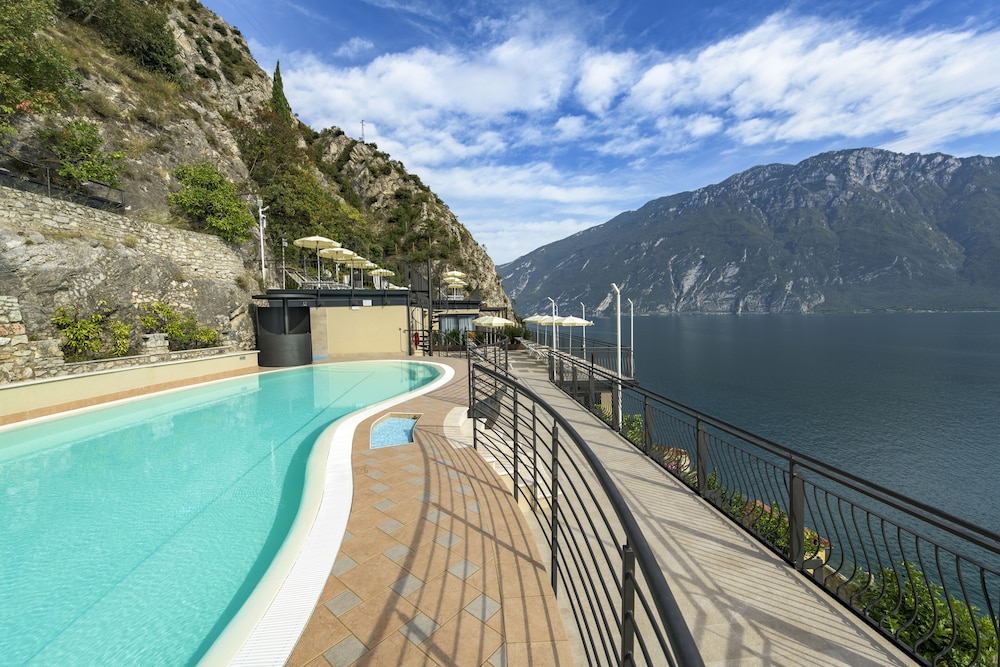 Hotel Villa Dirce 18/36