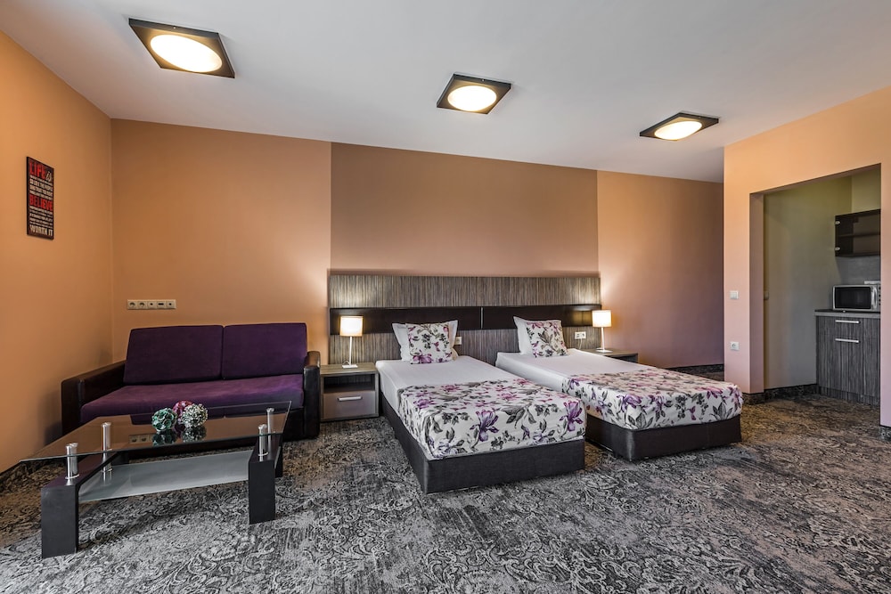 Plaza Hotel Plovdiv 20/68