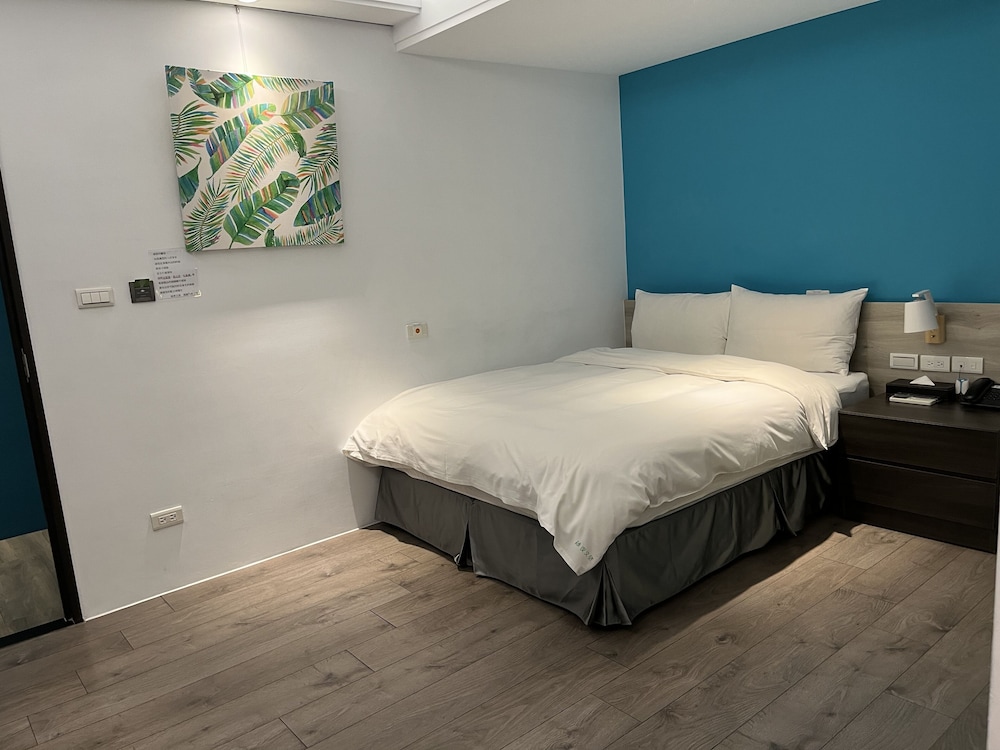 Greenight Hotel 20/72