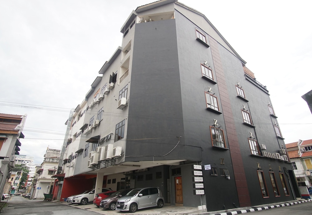 Z Hotel 8/50