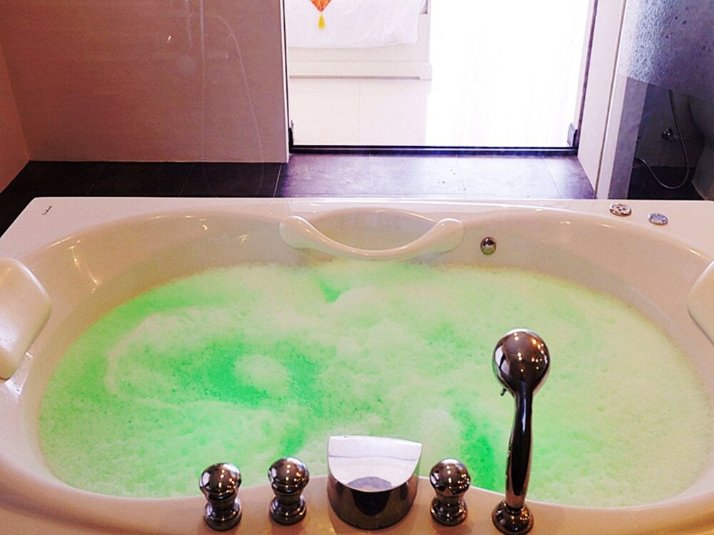 Thiva Pool Villa Hua Hin 45/68