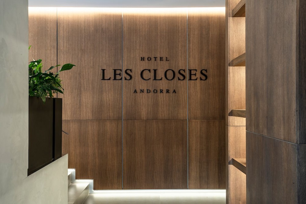 Les Closes 15/32