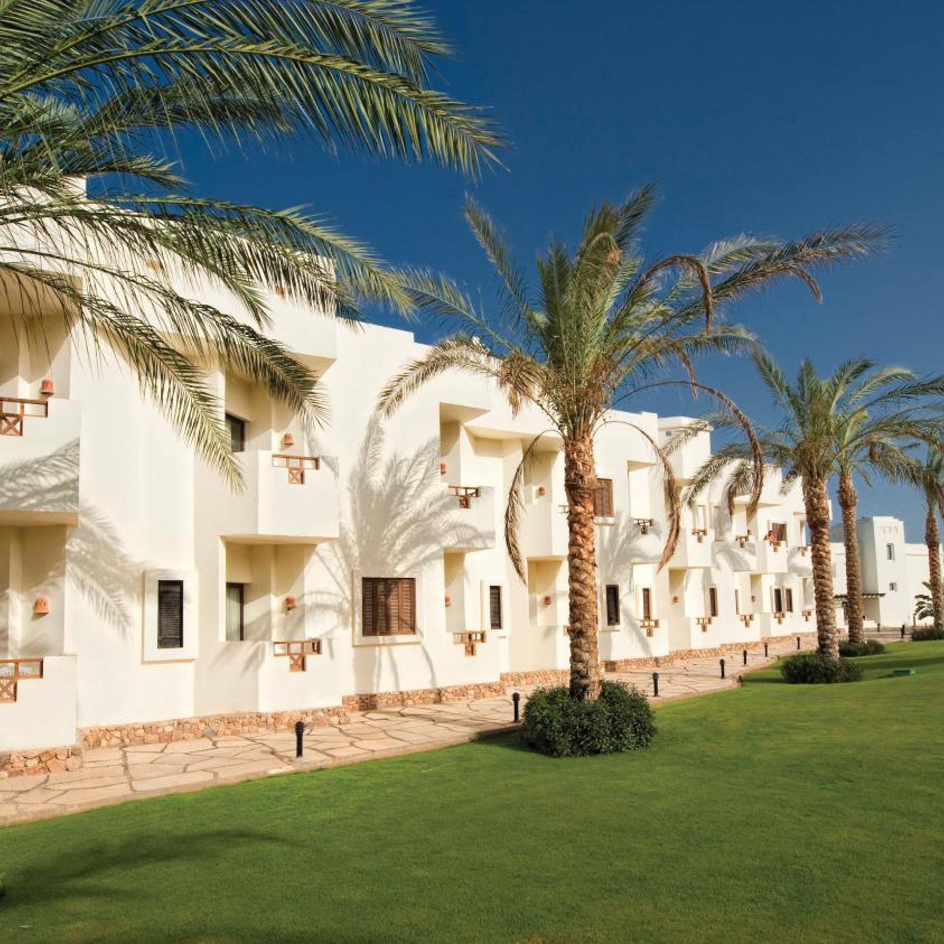 Sharm Resort 65/75