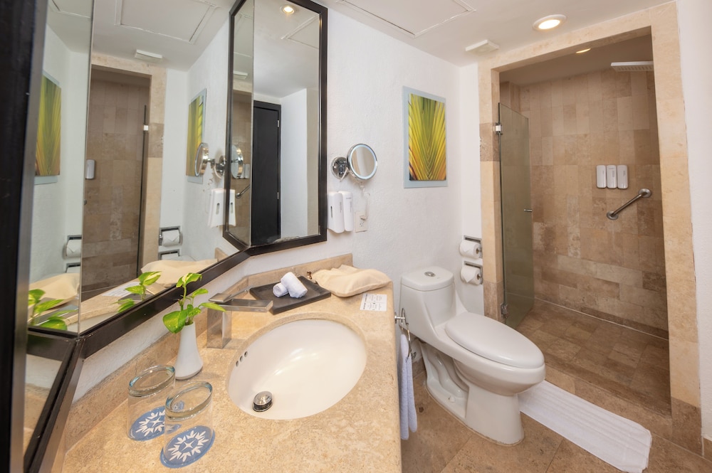 Krystal Grand Nuevo Vallarta All Inclusive 48/49