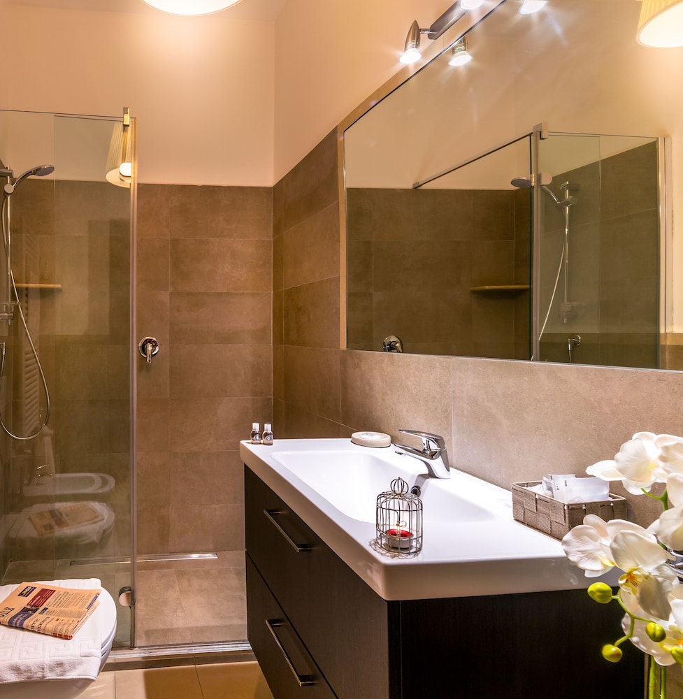 051B&B Room & Breakfast 48/50