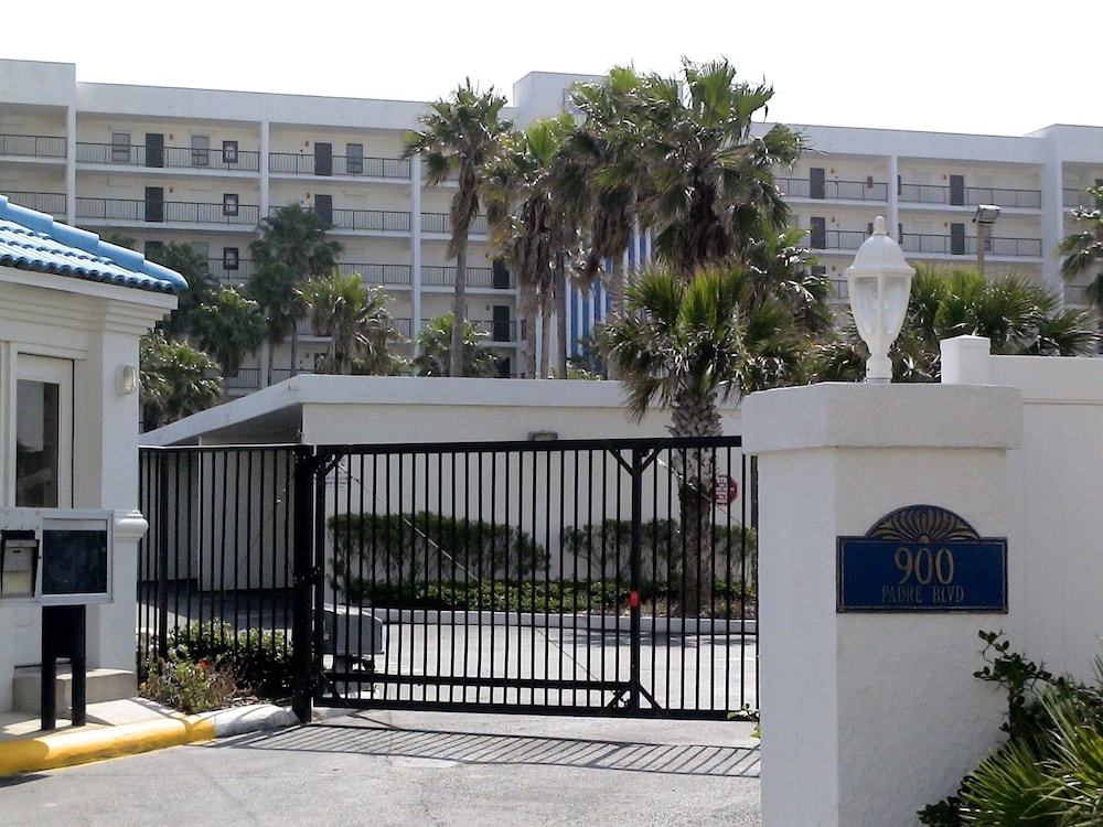 Summit by South Padre Condo Rentals 8/13