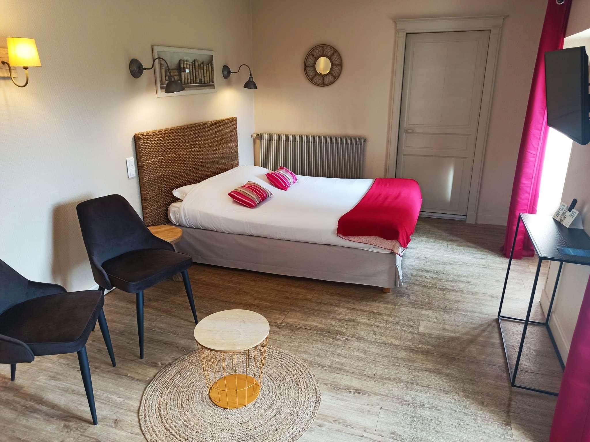 HOTEL LE PRINCE NOIR 10/57