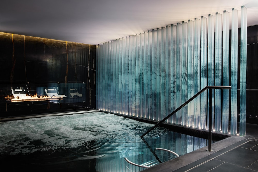 Corinthia Hotel London 35/81