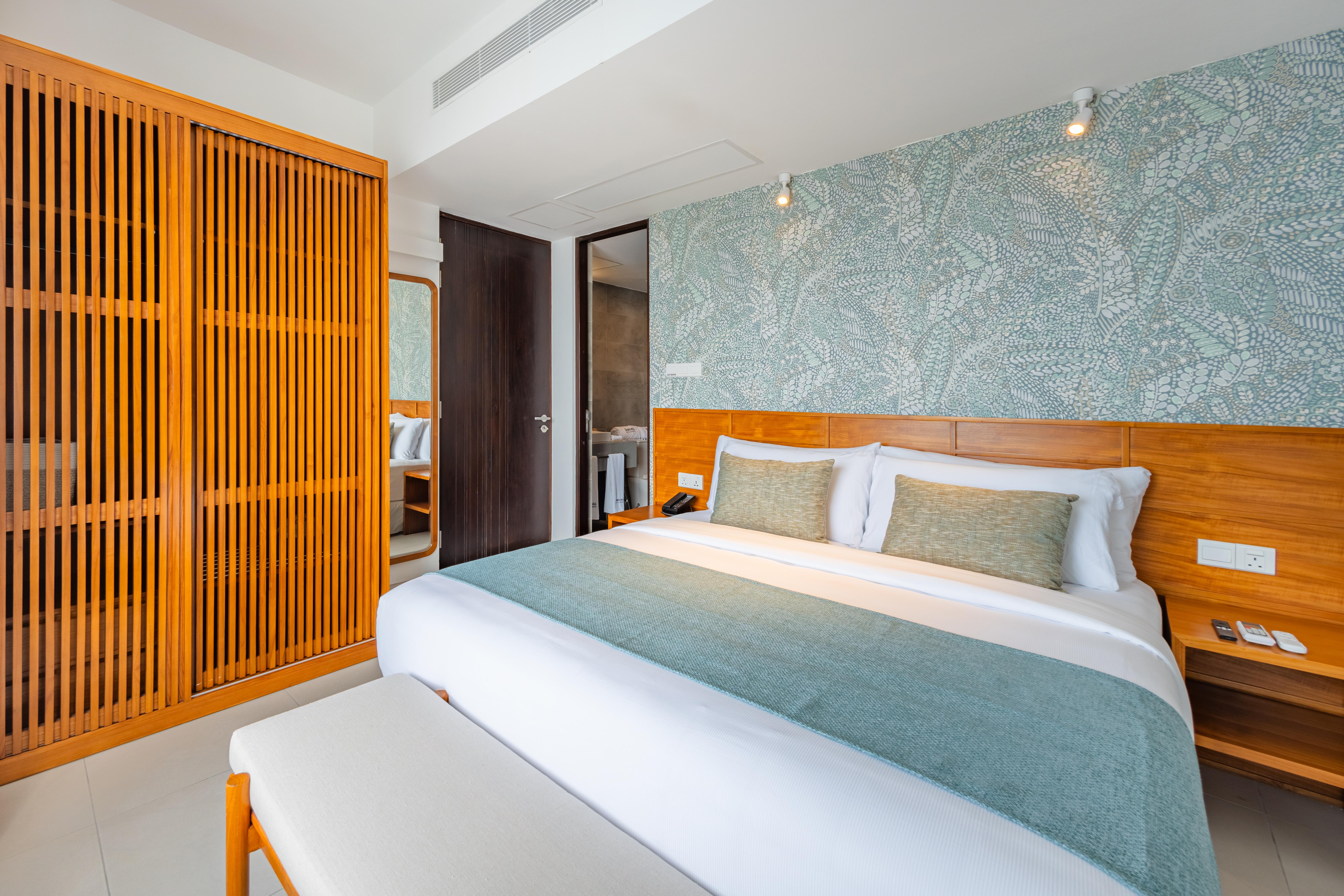 Sea Front 3 Bedroom Master Suite