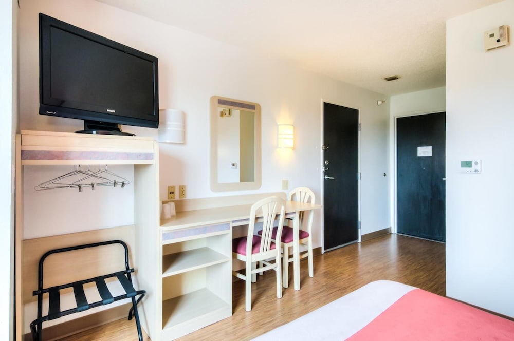 Motel6 Joliet, IL - Chicago - I-55 38/57