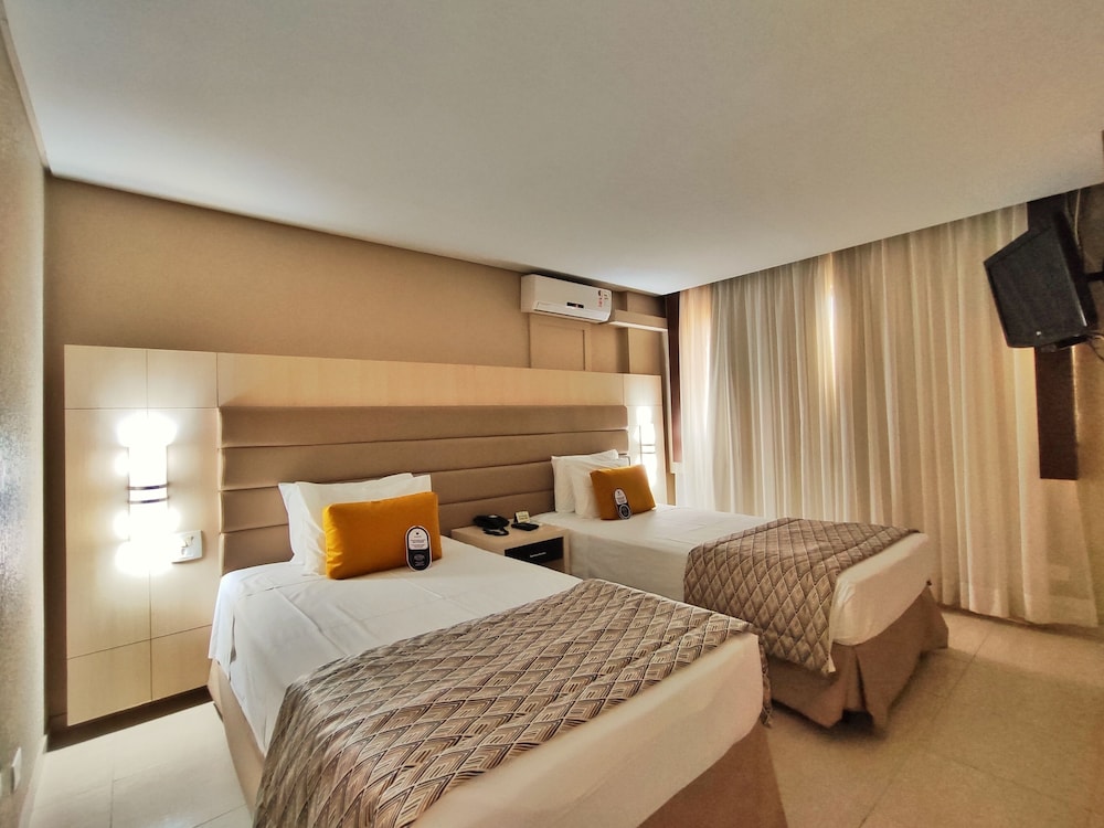 Hotel Metropole Maringa 21/69