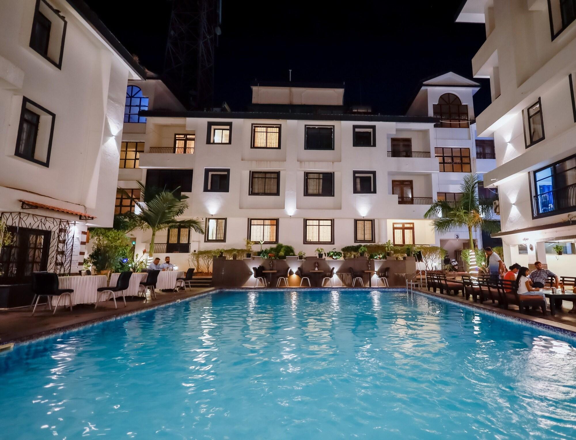 Stay Simple Sunkissed Plaza Resort 6/50