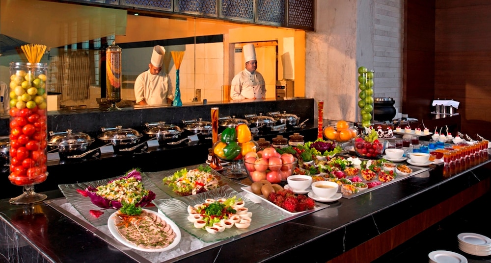 GOLDEN TULIP LUCKNOW 14/39