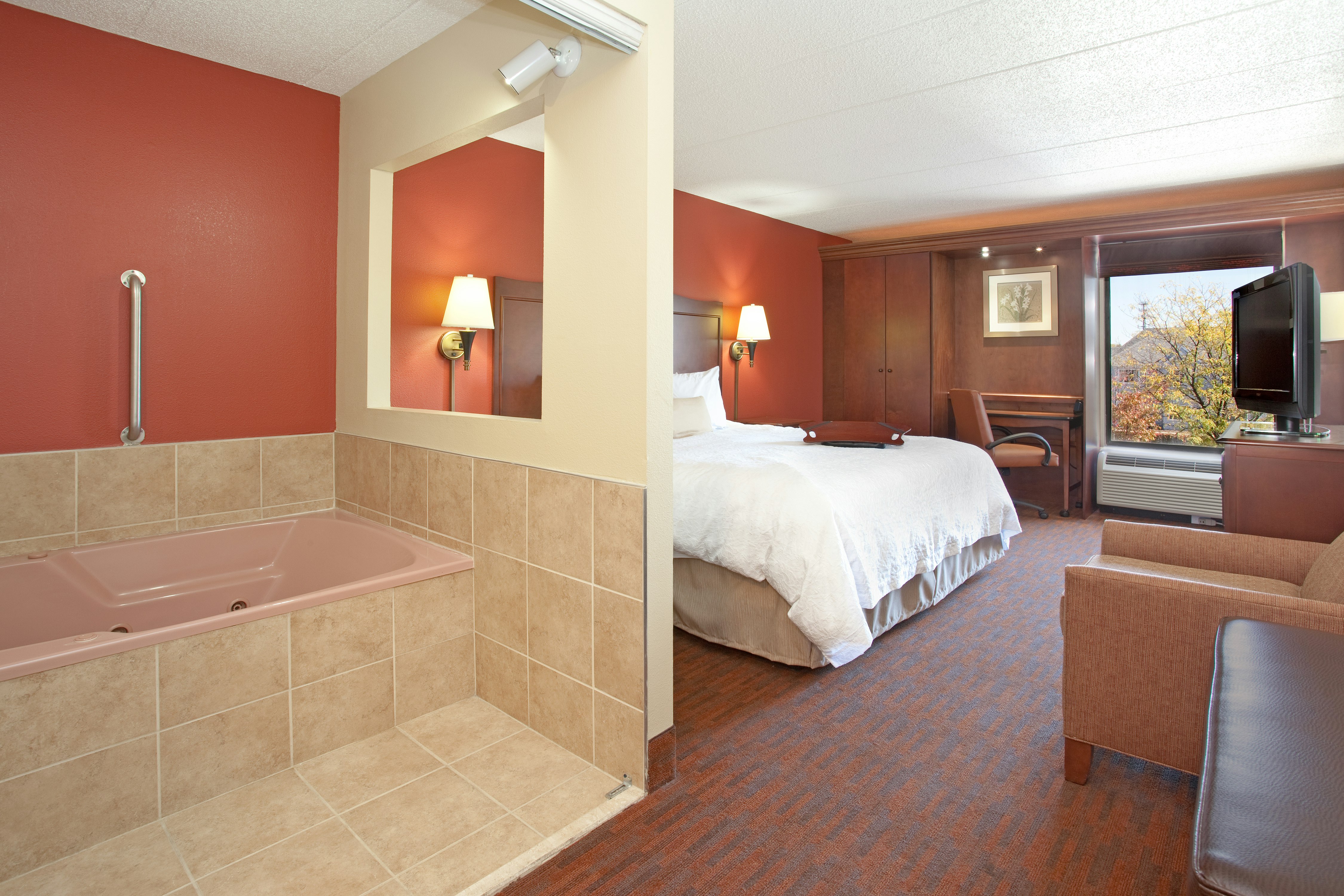 Hampton Inn Cincinnati/Kings Island 19/69