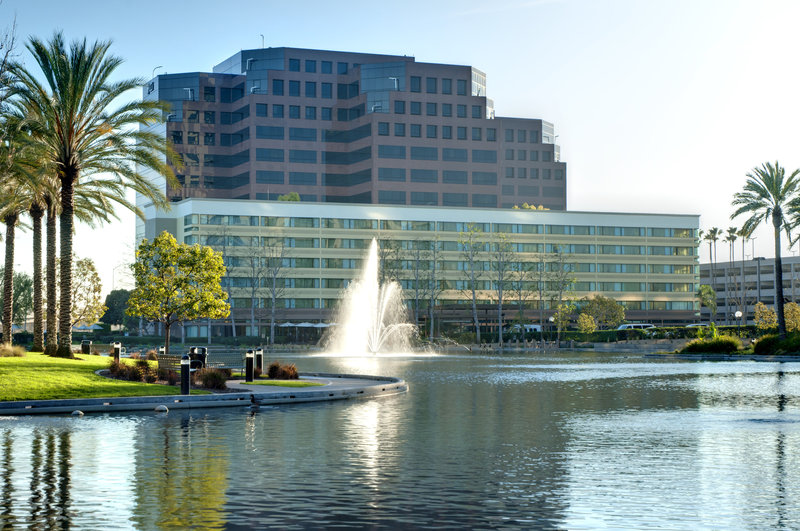 Orange County Hotel 55/60