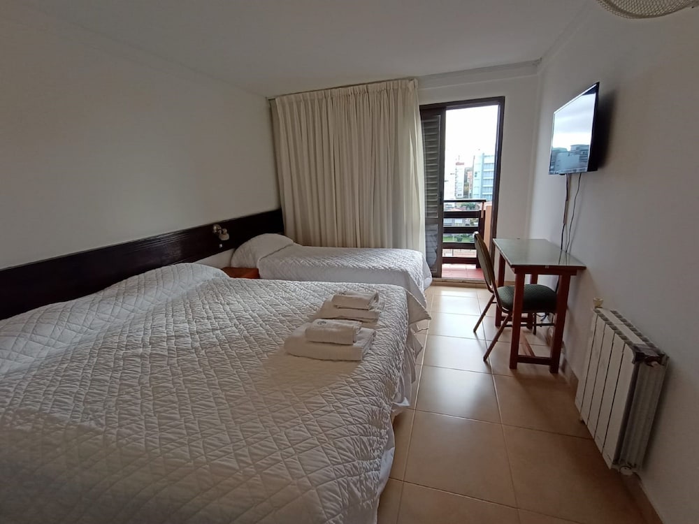 Intersur Villa Gesell 6/35