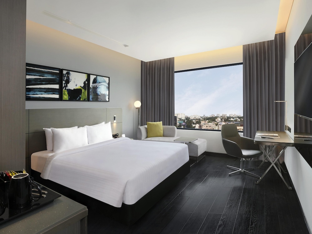 Novotel Chennai Chamiers Road 23/73