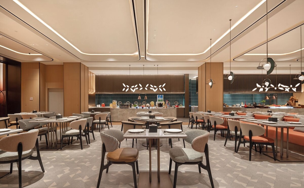 Hilton Garden Inn Xishuangbanna Gasa Airport 49/66