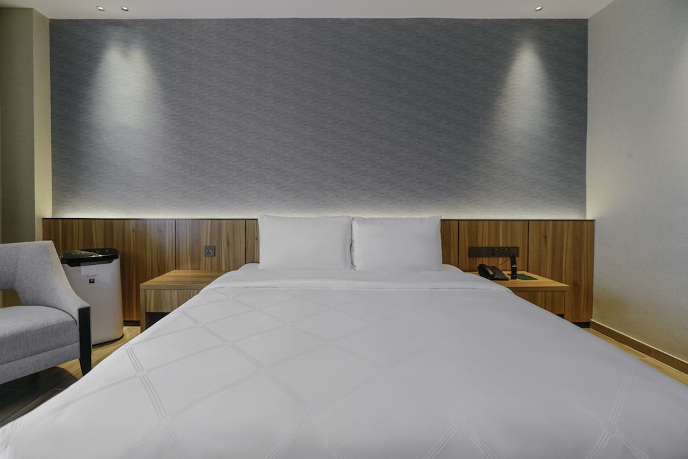 Hotel Casiana & Events Center 19/48