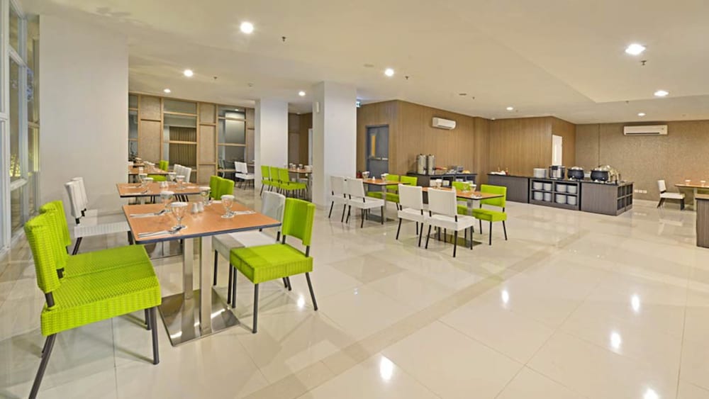 Whiz Prime Hotel Hasanuddin Makassar 27/36