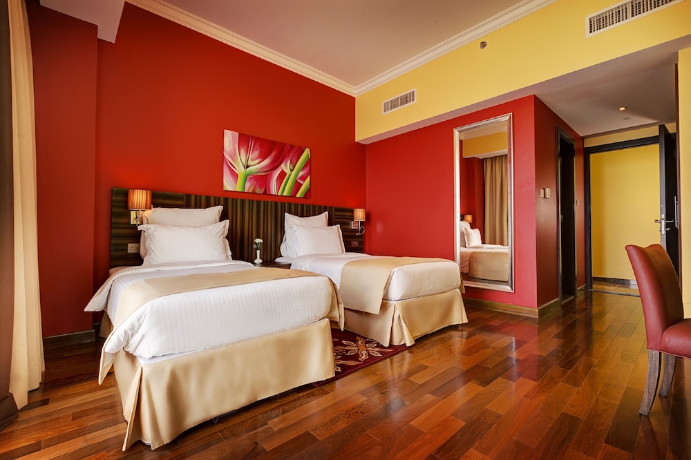 PRESIDENTIAL, SUITE