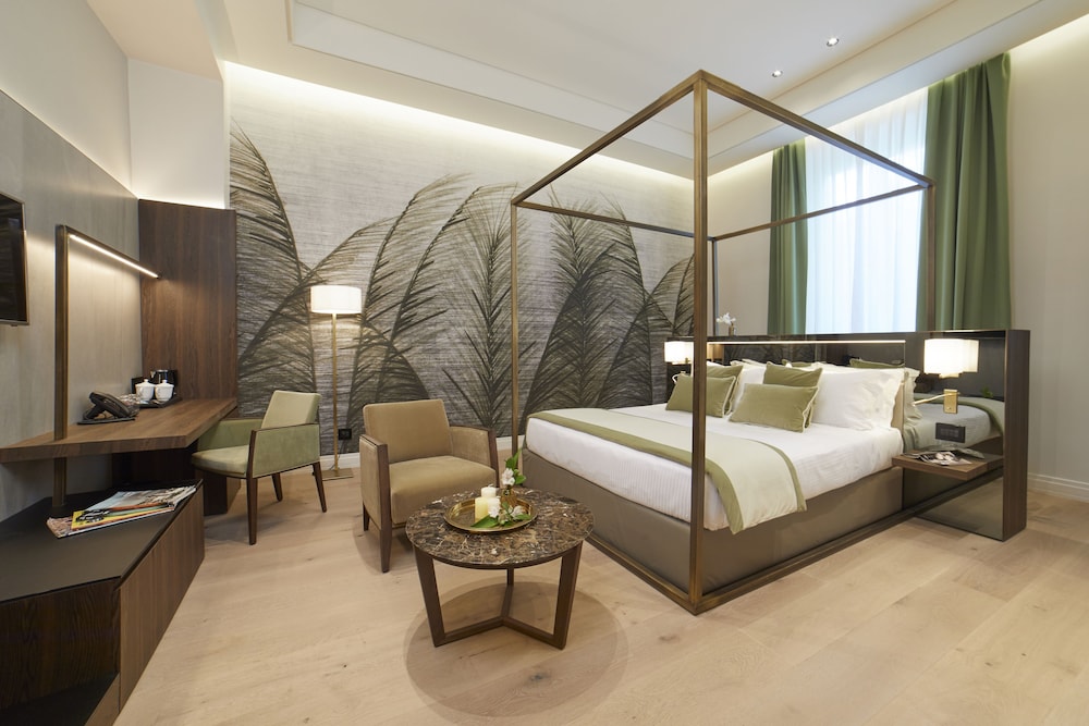 Messori Suites 16/68