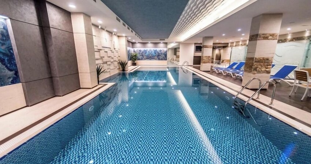 Aghababyan S Hotel 50/77