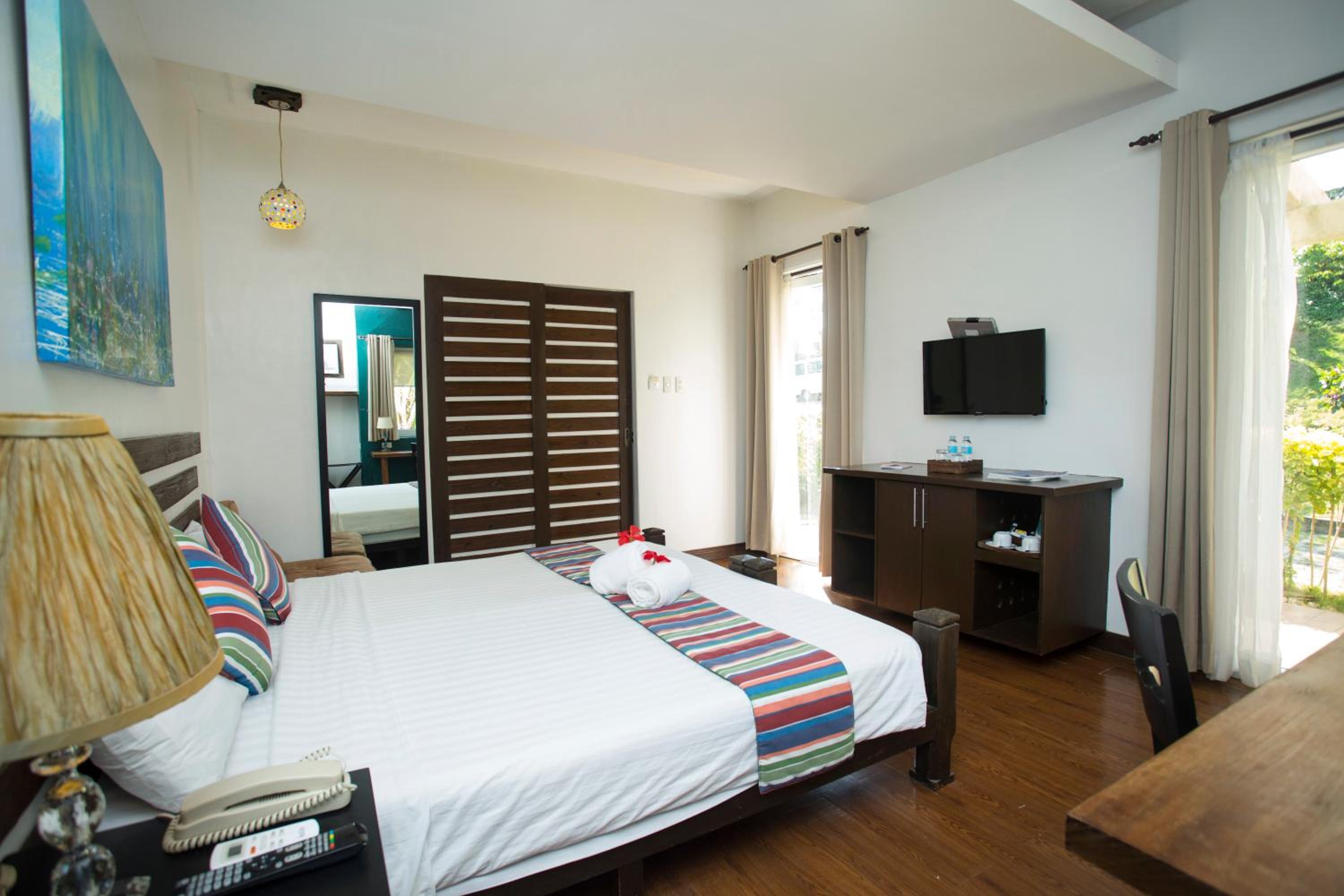 Casita, Twin Beds