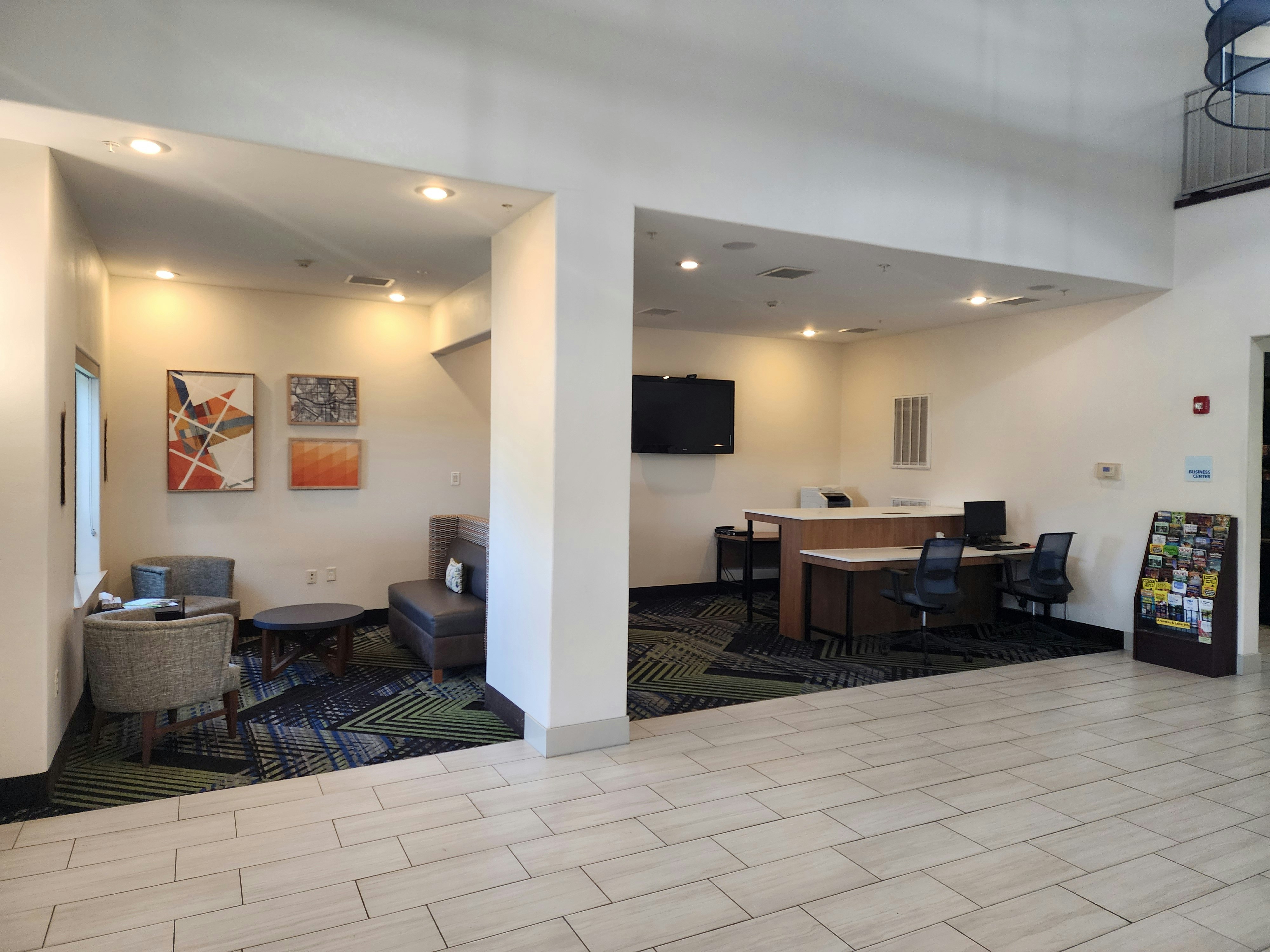 Holiday Inn Express Hotel and Suites Heber Springs 21/30