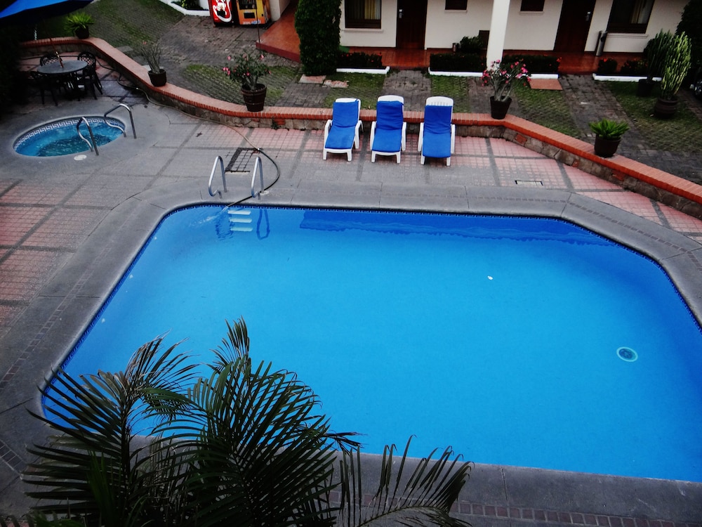 Hotel Las Palomas 7/59
