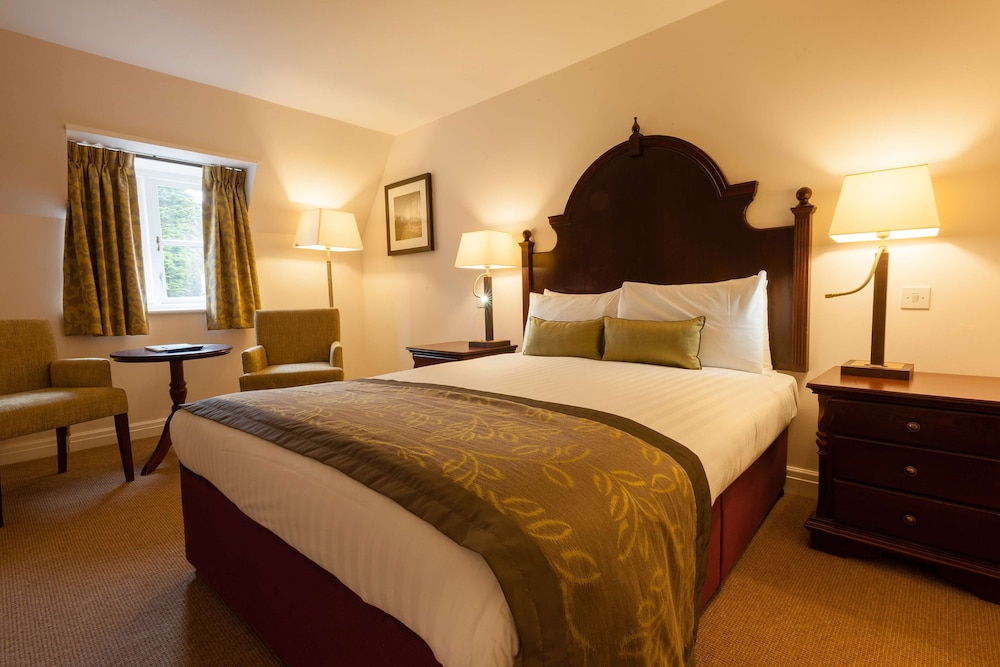 De Vere Tortworth Court Ex Tortworth Court Four Pillars 13/69