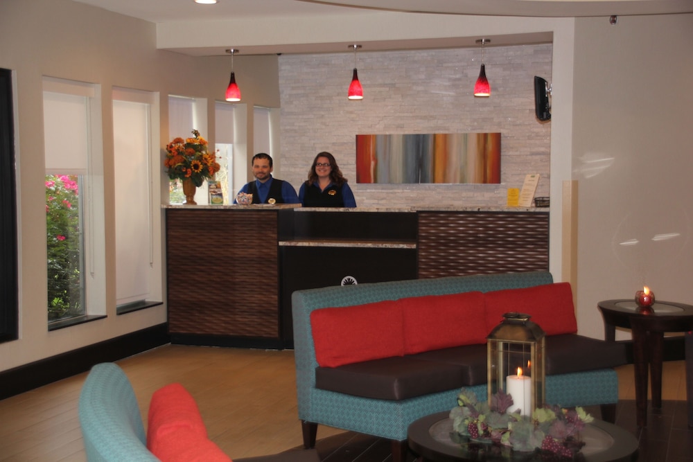 Club Hotel Nashville Inn Suites 12/67