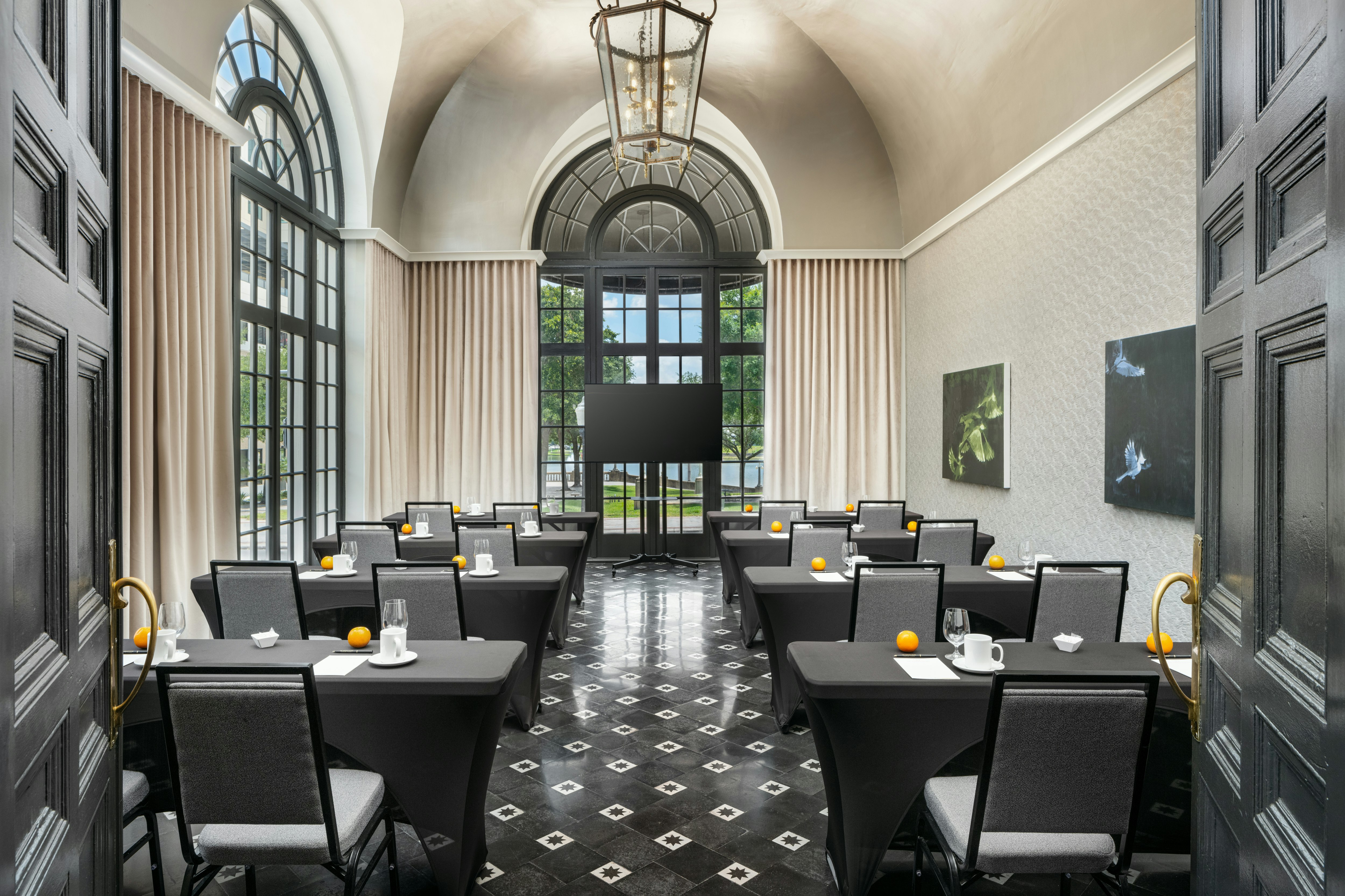 The Terrace Hotel Lakeland, Tapestry Collection by Hilton 69/71