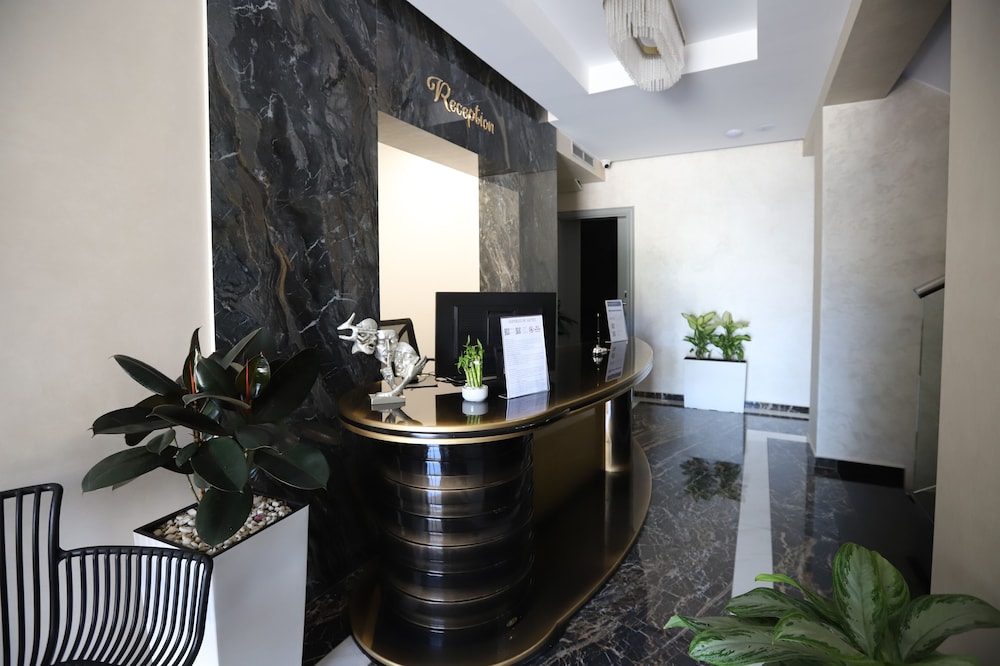 Imperator Hotel 9/62