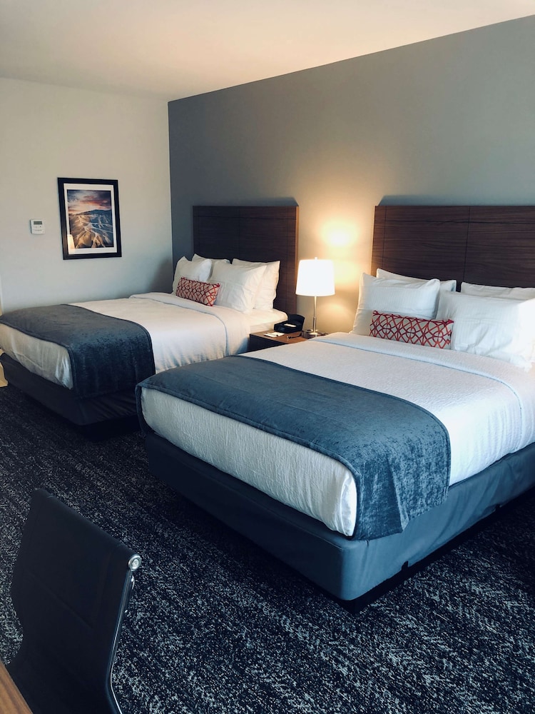 Best Western Plus Coachella Valley Inn & Suites 18/58
