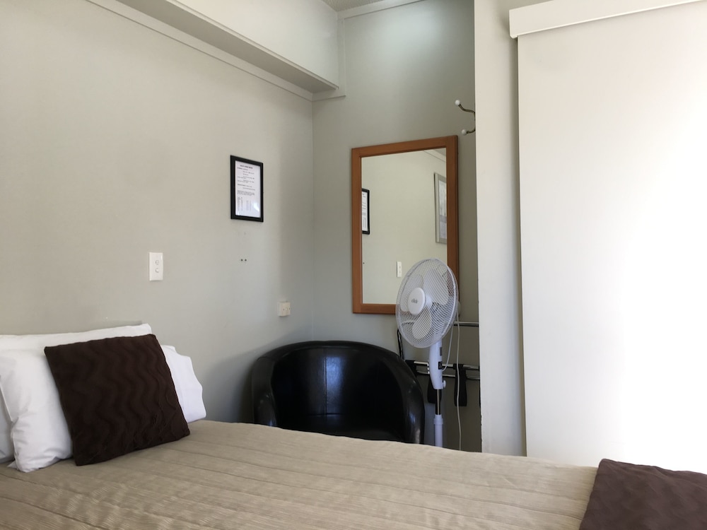Aldan Lodge Motel 19/47