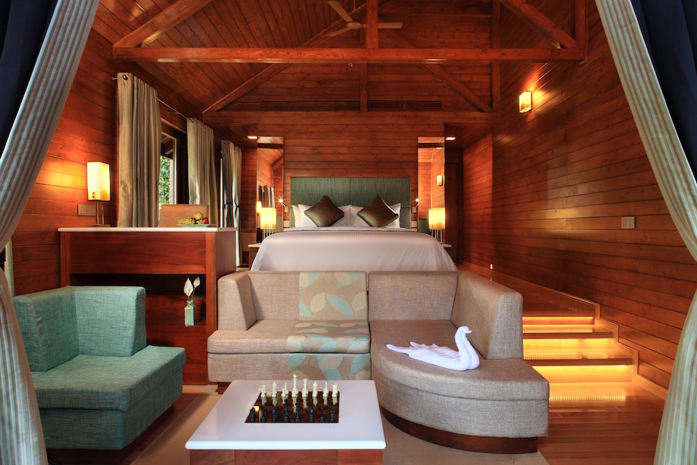 Luxury, Cottage, King Bed