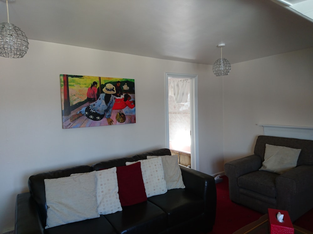 Sarum Hotel 48/69