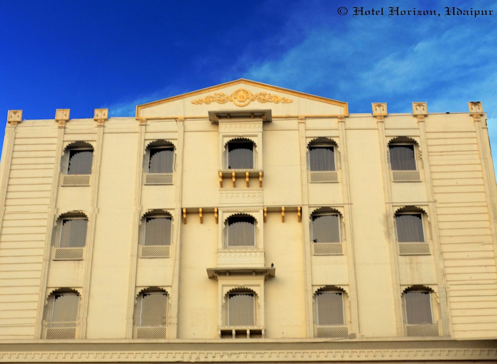 Horizon Hotel 4/49