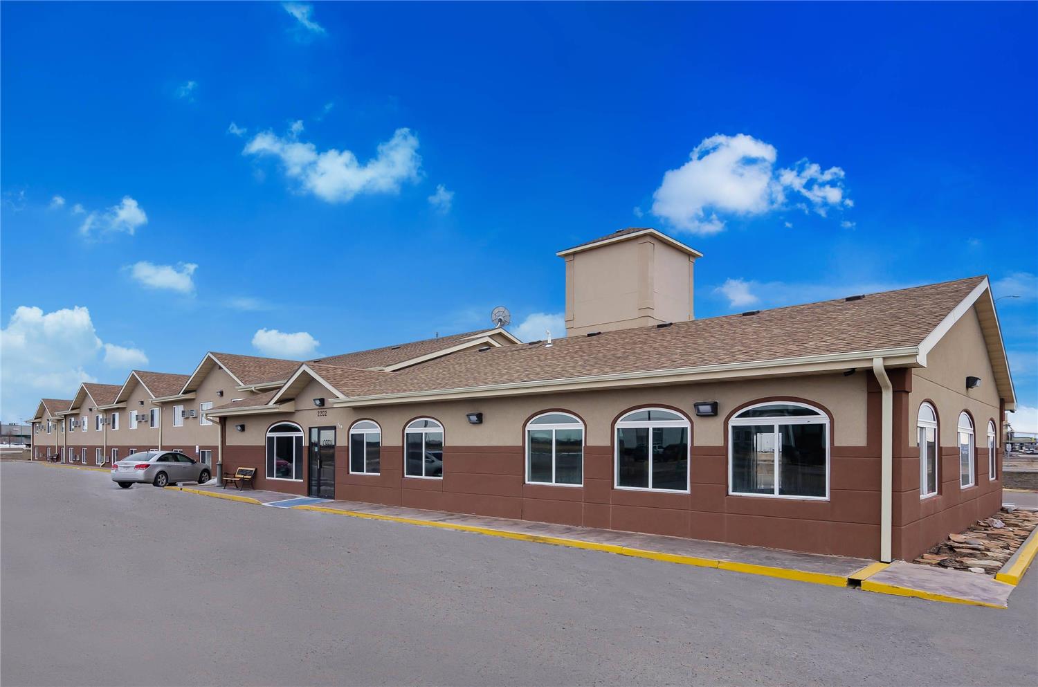 Econo Lodge Scottsbluff, NE 34/35